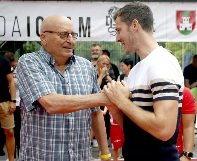 Goran Dragić in Ivo Daneu. FOTO Roman Šipić/Delo