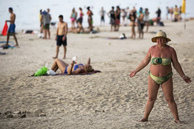 Tajska je privlačna dežela za mlajše generacije, željne zabave in počitnic, a tam v zadnjih letih pospešeno gradijo tudi domove za starejše. Foto Reuters