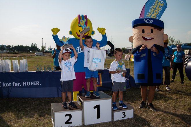 V mestnem parku Sonce se je okoli 500 najmlajših tekačev preizkusilo na 4. Malčkovem teku, kjer so premagovali razdalji 250 in 500 metrov.