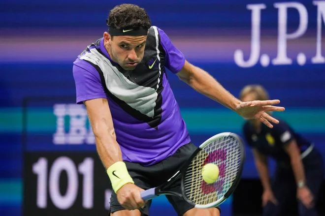 Grigor Dimitrov (na fotografiji)&nbsp;bo v polfinalu v petek igral z Rusom Danilom Medvedjevom, ki je izločil še drugega Švicarja Stana Wawrinko. FOTO: AFP