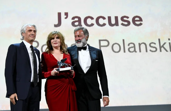 Namesto Romana Polanskega je leva zanj sprejela gralka<strong> </strong>Emmanuelle Seigner. FOTO: Piroschka Van De Wouw/Reuters