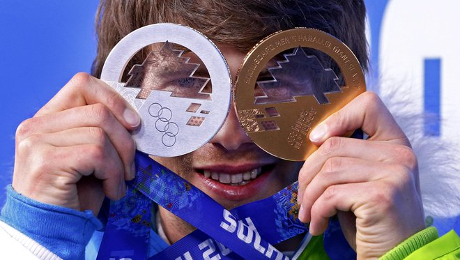 Dve olimpijski kolajni v Sočiju sta mu dali občutek, da ga nič ne more ustaviti. FOTO: Matej Družnik/Delo