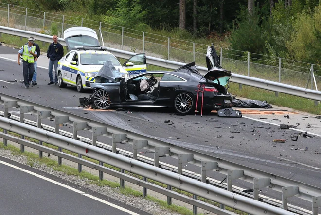 Prometna nesreča na ptujski avtocesti. FOTO: Tadej Regent