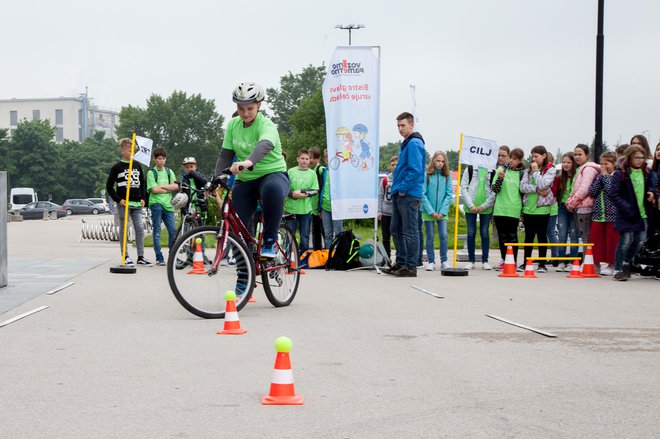 Obeta se nam pestro leto, polno kolesarskih aktivnosti. Zaključna prireditev bo v maju, ko bo razglasitev vseslovenskega zmagovalca programa Varno na kolesu in podelitev nagrad vsem sodelujočim.