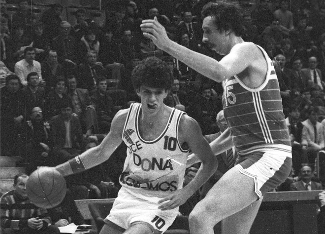 Dražen leta 1985 v Moskvi na tekmi Cibone proti CSKA. Foto Drago Havranek