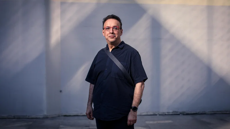 Fotografija: Lev Manovich je avtor več teoretskih knjig, prevedenih v številne jezike, in profesor na Mestni univerzi New Yorka. Poleg kanoničnih knjig o razvoju novih medijev Jezik novih medijev in Software prevzame kontrolo je tudi avtor knjige o instagramu. FOTO: Voranc Vogel
