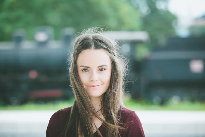 Ditka nas je očarala z nežno uglasbeno poezijo priljubljenega Ferija Lainščka. FOTO: Nika Hölcl Praper