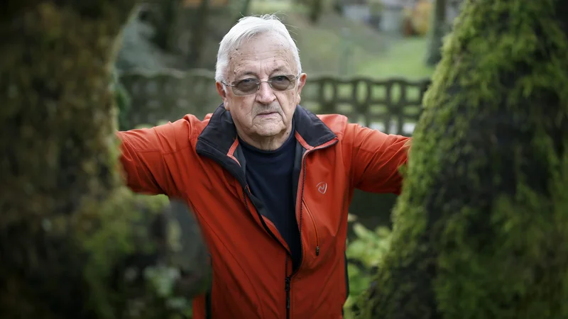 Fotografija: Tudi kot novinar je Tone Hočevar pogosto slišal vprašanje: »Kaj si pa zdaj spet ušpičil?« FOTO: Blaž Samec