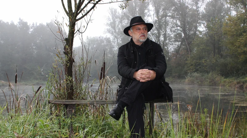 Fotografija: Feri Lainšček: Mama je bila tista, ki mi je prva povedala, da drugačnost ni nič slabega, je pač drugačnost. Imela je tako veliko srce, da je bilo v njem prostora za vse drugačnosti tega sveta. FOTO: OZV