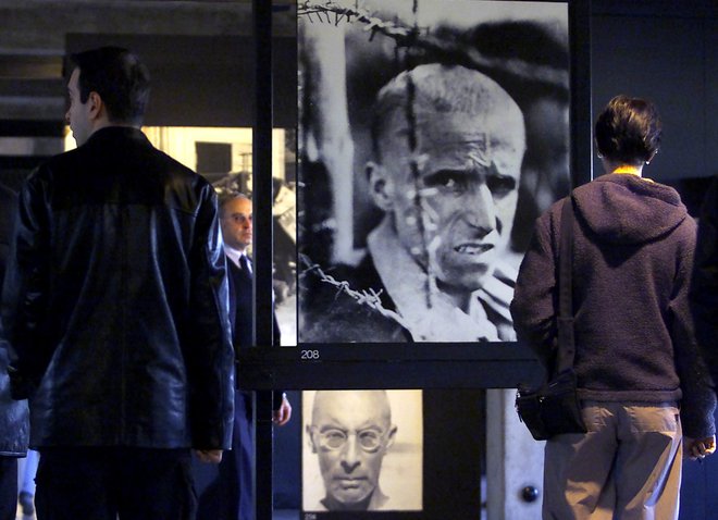 V Trstu je bil slikar Mušič zaprt leta 1944. Iz Trsta so ga odpeljali v Dachau. Foto Reuters
