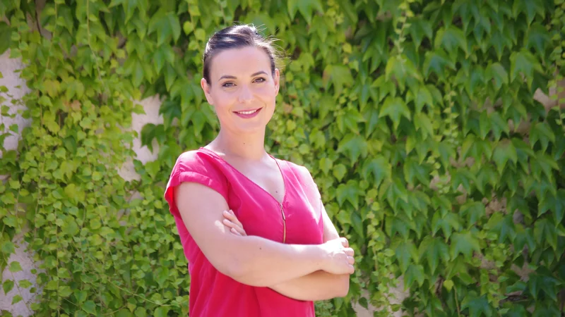 Fotografija: Suverena drža suverene vokalistke. FOTO: Grega Kališnik
