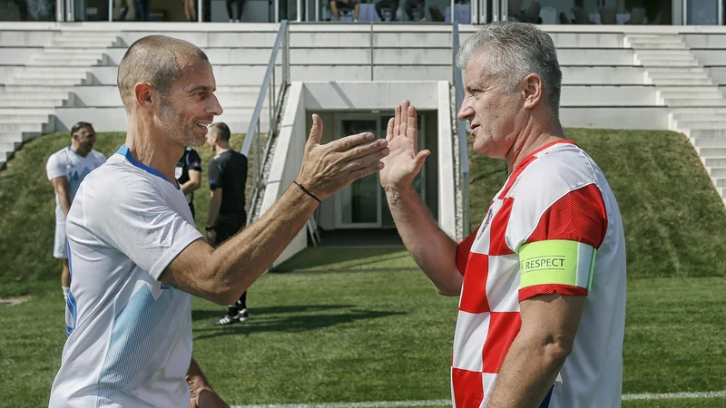 Fotografija: Predsednik Uefe Aleksander Čeferin in član izvršnega odbora Uefe Davor Šuker najtesneje sodelujeta tudi v Nyonu. FOTO: Blaž Samec