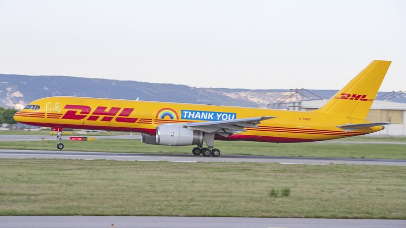 Fotografija: Letalo z napisom »Hvala« DHL uporablja kot običajni mrežni let z registrsko številko G-DHKF za različne destinacije po Evropi in širše.
FOTO: Alexandre Dudath/DHL