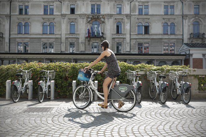 Povprečno so kolesa iz sitema Bickelj izposojena po četrt ure. FOTO: Uroš Hočevar/Delo