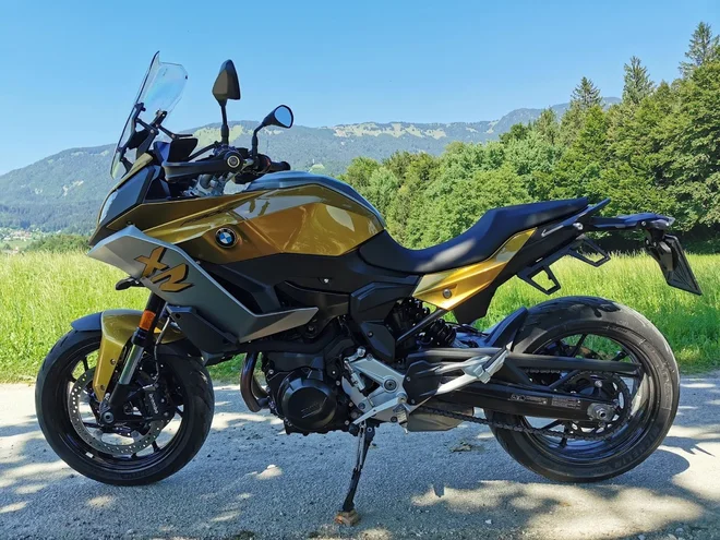 Motor je enak kot pri F900 R, torej vzet iz serije 850 in dodelan. FOTO: Jan Jolič Lieven
