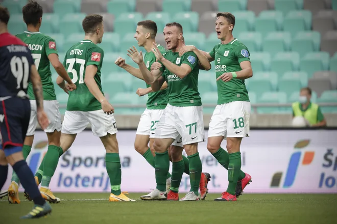 Veselje ob prvemu golu Đorđeja Ivanovića je bilo prehitro. FOTO: Uroš Hočevar/Delo