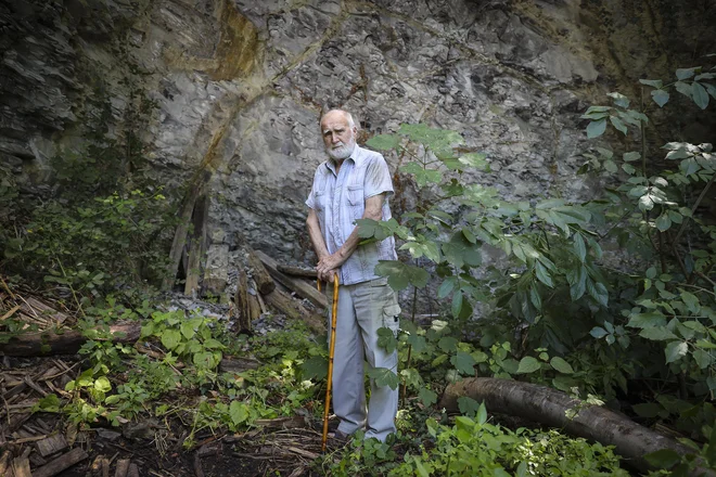 Pavel Medvešček: Vse kmetijstvo je slonelo na luni; kaj delati v prvem krajcu, kaj v drugem, kdaj saditi in kdaj žeti, za mlaj pa niso delali nič. FOTO: Jože Suhadolnik