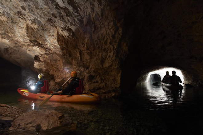 Podzemni svet je z vode še drugače drugačen. FOTO: Tomo Jeseničnik