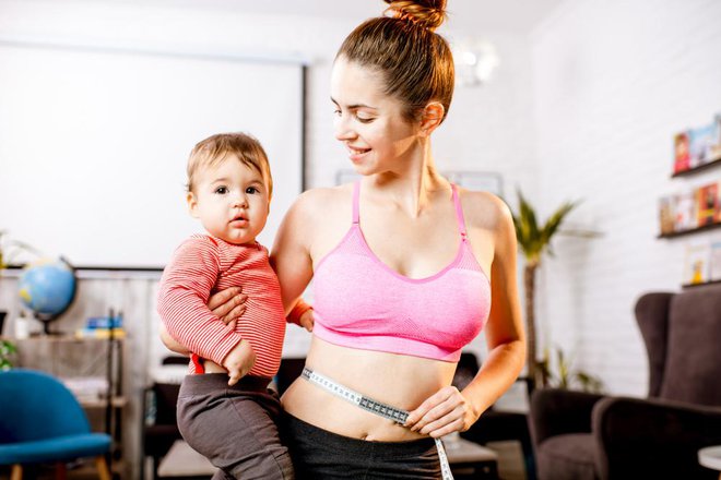 Če ni zapletov, bi moralo biti mogoče po šestih do osmih tednih ponovno začeti s športno aktivnostjo, ki ste jo opravljali pred nosečnostjo. FOTO: Shutterstock