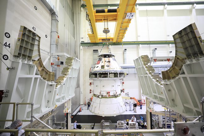 Servisni modul in modul za posadko Orion. FOTO: Nasa 
