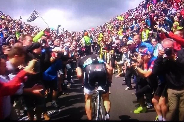 Milijon gledalcev se lahko zbere na desetkilometrskem klancu! FOTO: Le Tour 