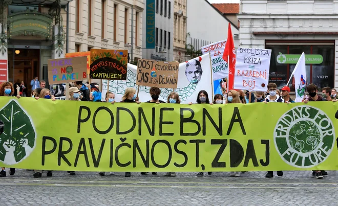 Okoljski protest v organizaciji Mladih za podnebno pravičnost. FOTO: Uroš Hočevar/Delo