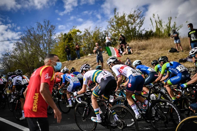 Slovenke so bile vse do 12 km do cilja v igri za najvišja mesta Foto Marco Bertorello/AFP