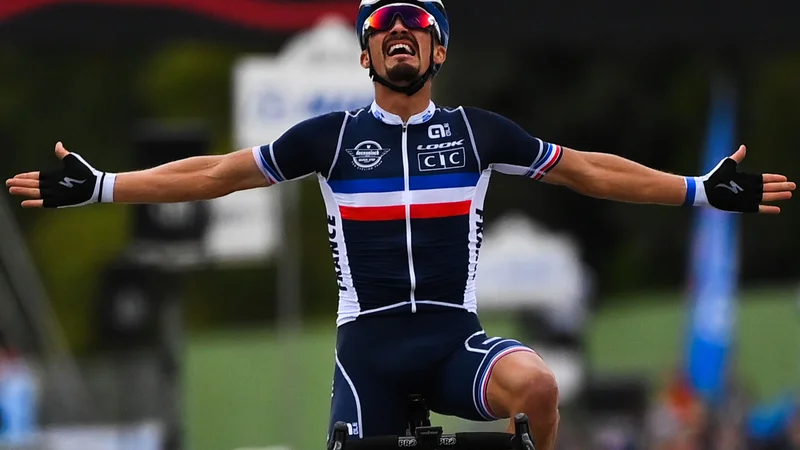 Fotografija: Novi svetovni prvak je Julian Alaphilippe. FOTO: Marco Bertorello/AFP