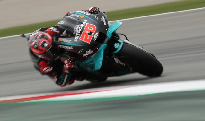 Fabio Quartararo letos ne pozna poraza v Španiji. FOTO: Albert Gea/Reuters