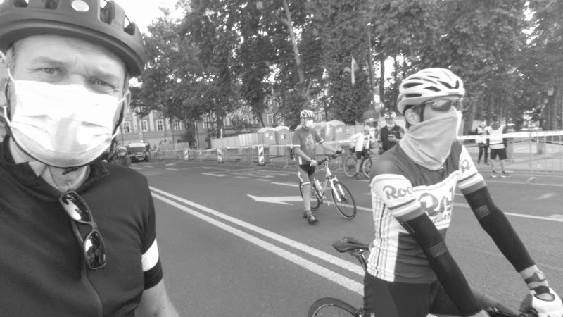 Fotografija: Nikoli prej nisem kolesaril po Barju niti okolici in to je bila moja prva barjanka, zato bom opisal tako, kot sem jo res doživel, po kolesarsko nerodno in oglato, ker drugače kolesarji ne znamo.  FOTO: Mb Cvjetičanin
