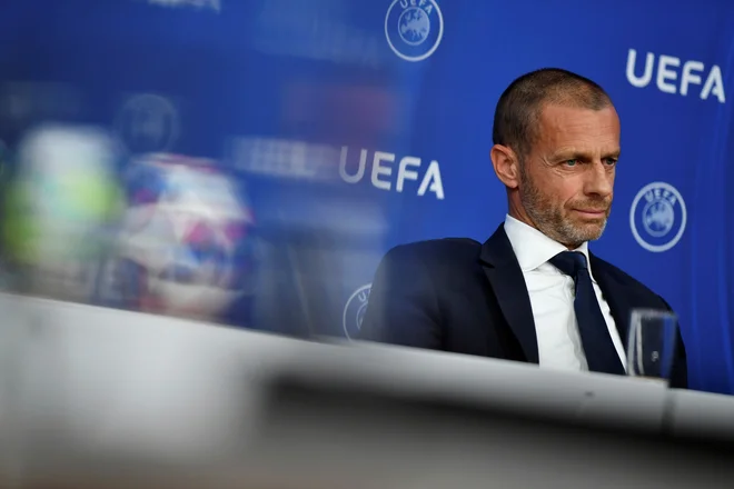 Aleksander Čeferin je doslej podelil tri nagrade, prejemniki so bili Francesco Totti, David Beckham in Eric Cantona. FOTO: Reuters