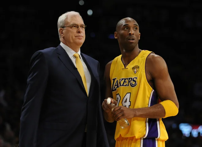 Phil Jackson in Kobe Bryant. FOTO: Robert Hanashiro-USA TODAY Sports