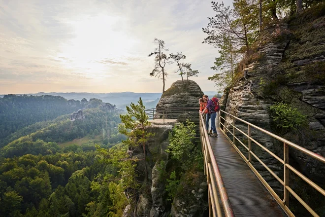 Saška Švica, gorovje Elbsandsteingebirge © DZT FOTO: Jens Wegener