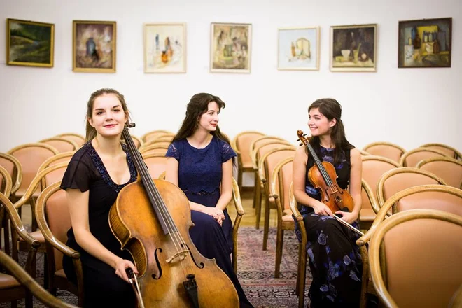 Klavirski trio Rêverie Foto Eva Mustafa