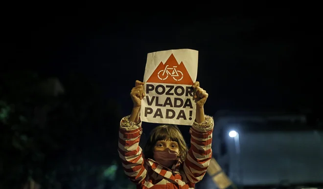 Petkovi protivladni protesti. FOTO: Blaž Samec/Delo