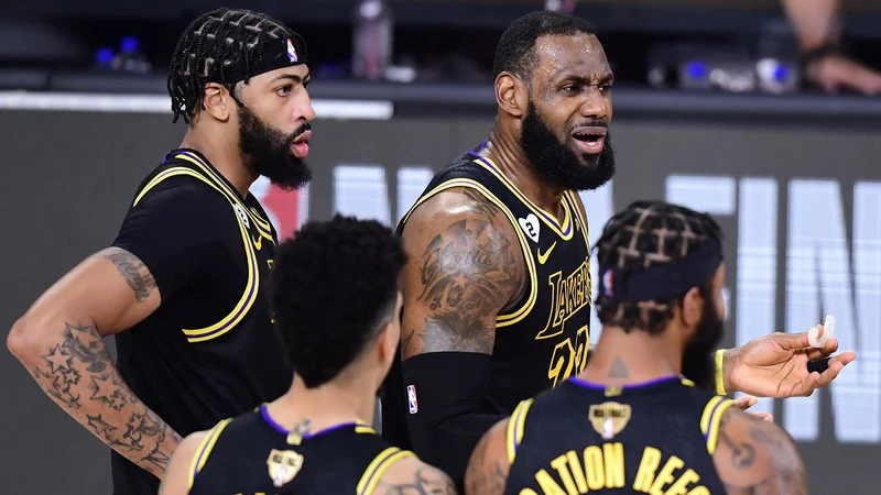 Fotografija: Največji košarkarski zvezdniki iz NBA se bodo najbrž izognili nastopu na olimpijskih igrah prihodnje leto v Tokiu, ker NBA ne bo prekinila tekmovanja. FOTO: Douglas P. Defelice/AFP