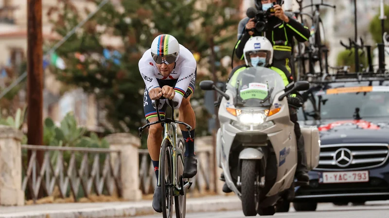 Fotografija: Filippo Ganna je v uvodni vožnji na čas dosegel povprečno hitrost 58,831 km/h. FOTO: Luca Bettini/AFP