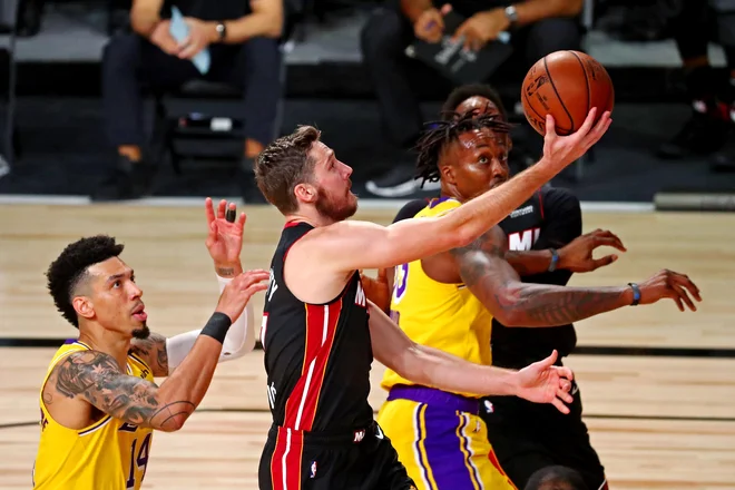 Ne kaže dobro, Goran Dragić bo po vsej verjetnosti izpustil tudi jutrišnjo tretjo finalno tekmo NBA proti LA Lakers, ki je v prednosti v zmagah z 2:0. FOTO: Kim Klement/USA TODAY Sports
