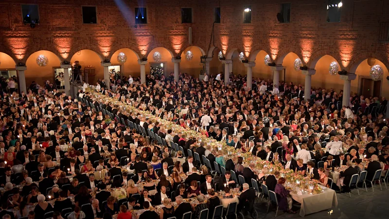 Fotografija: Tradicionalnega banketa v mestni hiši v Stockholmu letos ne bo. Foto TT News Agency/Anders Wiklund via Reuters