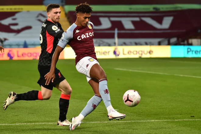 Ollie Watkins je že v prvem polčasu dosegel tri gole za Aston Villo. FOTO: Rui Vieira/AFP