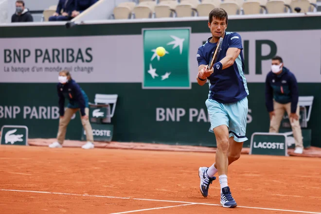 Aljaž Bedene je v Parizu ponovil svoj doslej najboljši dosežek, uvrstitev v 3. kolo. FOTO: Thomas Samson/AFP