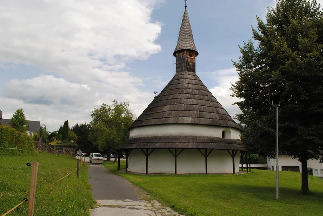Odlično ohranjeni primer rotunde najdemo na Spodnji Muti. FOTO: Veronika Sorokin