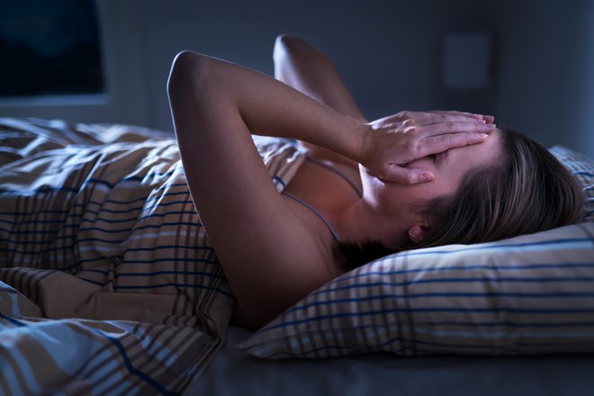 Dva hormona, ki imata pomembno vlogo pri motnjah spanja po treningu, sta noradrenalin in kortizol. FOTO: Shutterstock