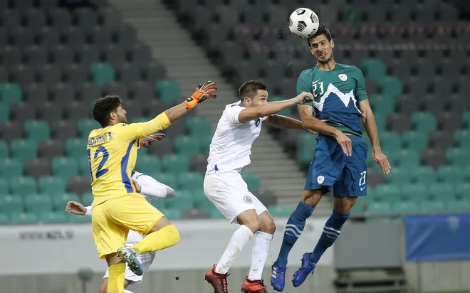 Nemanja Mitrović je bil dvakratni strelec proti San Marinu. FOTO: Blaž Samec/Delo