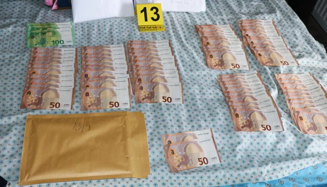 Zasegli so tudi denar. FOTO:SKP PU Maribor