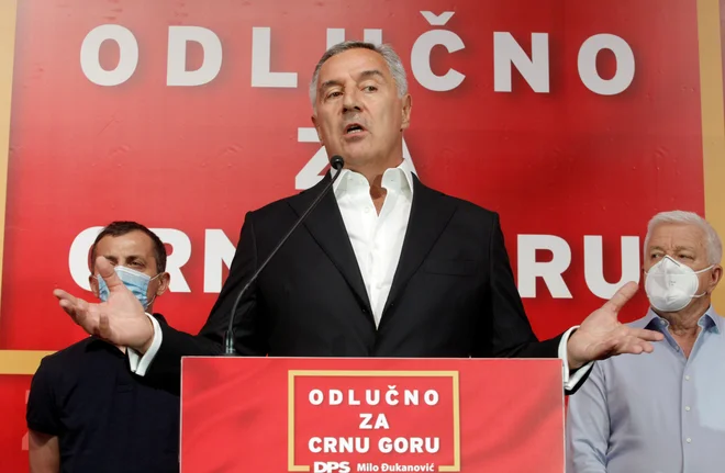 V Črni gori se utrjuje prepričanje, da lahko SPC pomaga pri demokratizaciji družbe in odpravi avtokratskega modela vladanja predsednika Mila Đukanovića. FOTO: Stevo Vasiljevic/Reuters
