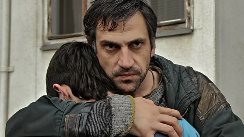 Film <em>Oče</em> Srđana Golubovića govori o boju revnega očeta za svoje otroke. V glavni vlogi nastopa Goran Bogdan. FOTO: promocijsko gradivo