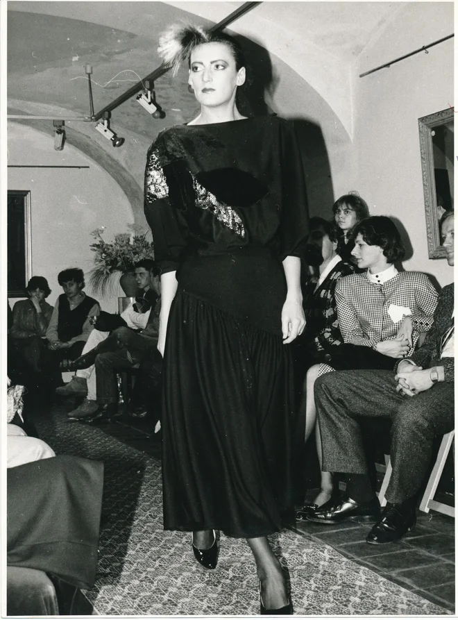 Simbol 80. let prejšnjega stoletja: blazinica, ki je spremenila našo podobo. FOTO: Dokumentacija Dela