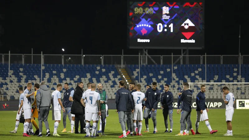 Fotografija: Vsaka zmaga šteje, slovenski nogometaši pred tekmo v Kišinjovu kotirajo pri sedmih osvojenih točkah na vrhu skupine C3 skupaj z Grčijo. FOTO: Florion Goga/Reuters