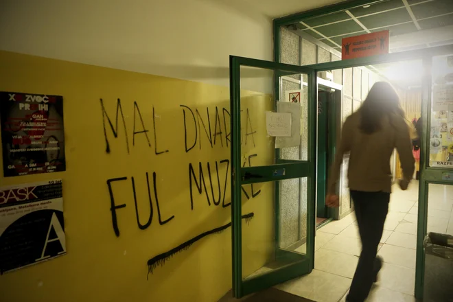 Donacije niso rešitev za stabilno financiranje, opozarjajo na Radiu Študent. Foto Uroš Hočevar